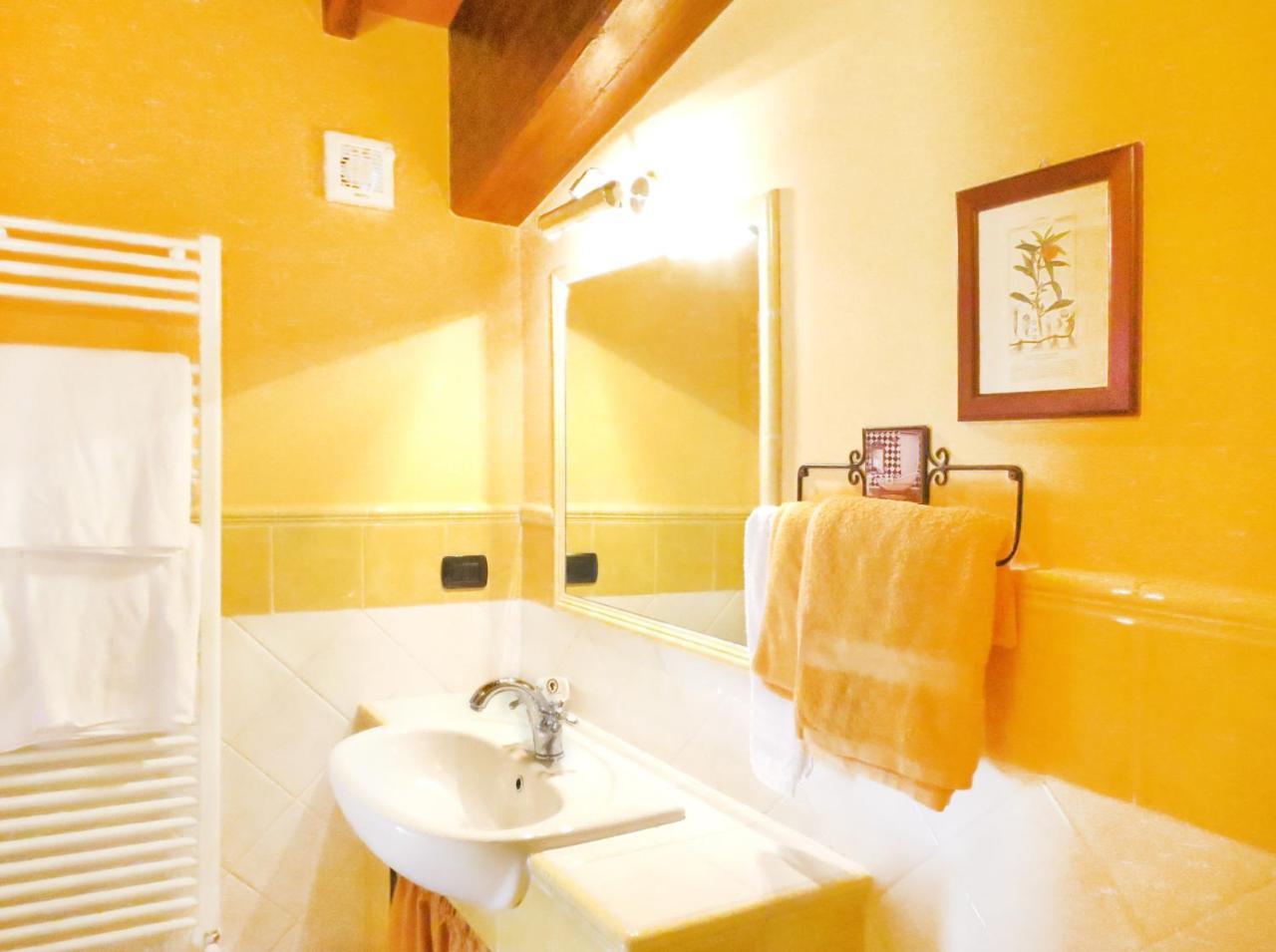 Villa Profidia Grutti Екстер'єр фото